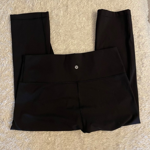 lululemon athletica Pants - Lululemon Black Wunder Trains Cropped